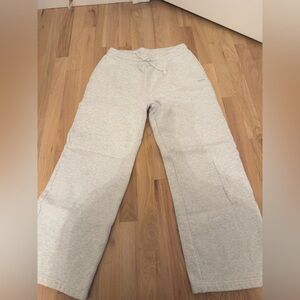 Aritzia Gray Sweatpants